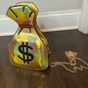 Gold money purse! Super cute and great for all ages